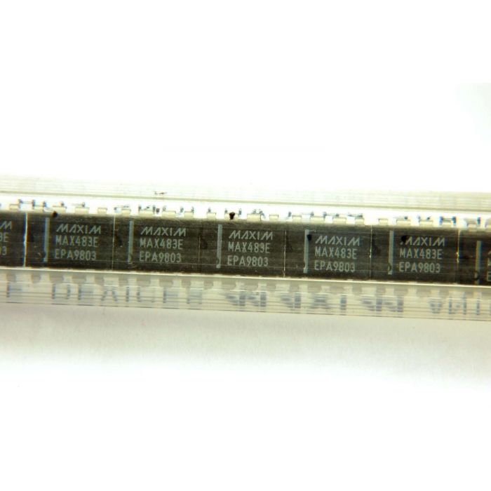 MAXIM - MAX483E - IC. Transceiver RS-485/RS-422.